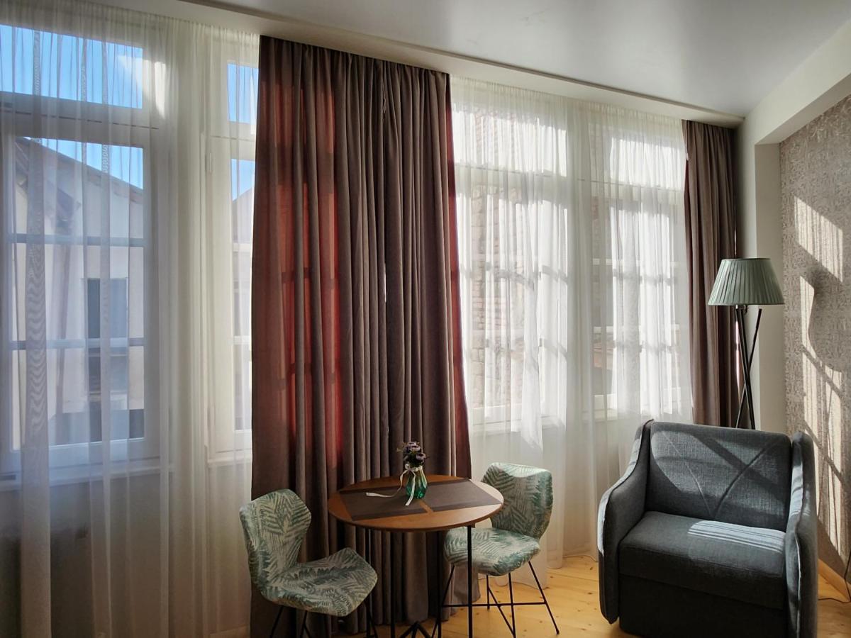 Old Gold Anteon Appartement Tbilisi Buitenkant foto