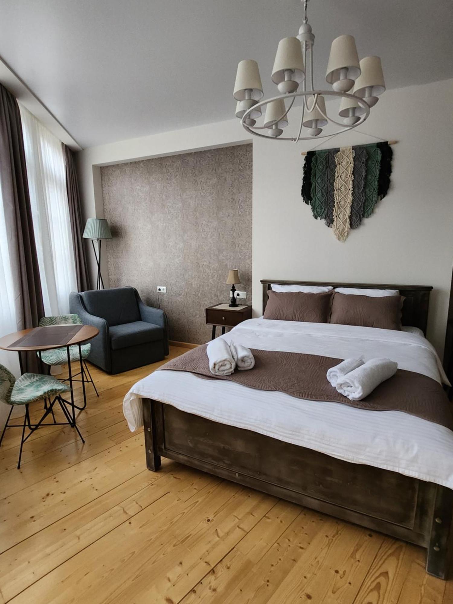 Old Gold Anteon Appartement Tbilisi Buitenkant foto